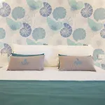 Oda ve Kahvaltı Mare Boutique Tropea