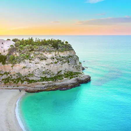 Mare - A Jungle Retreat Bed & Breakfast Tropea